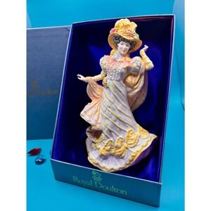 Royal Doulton "Primrose" HN3710, Flowers‎ of Love Collection, 1995, BOX